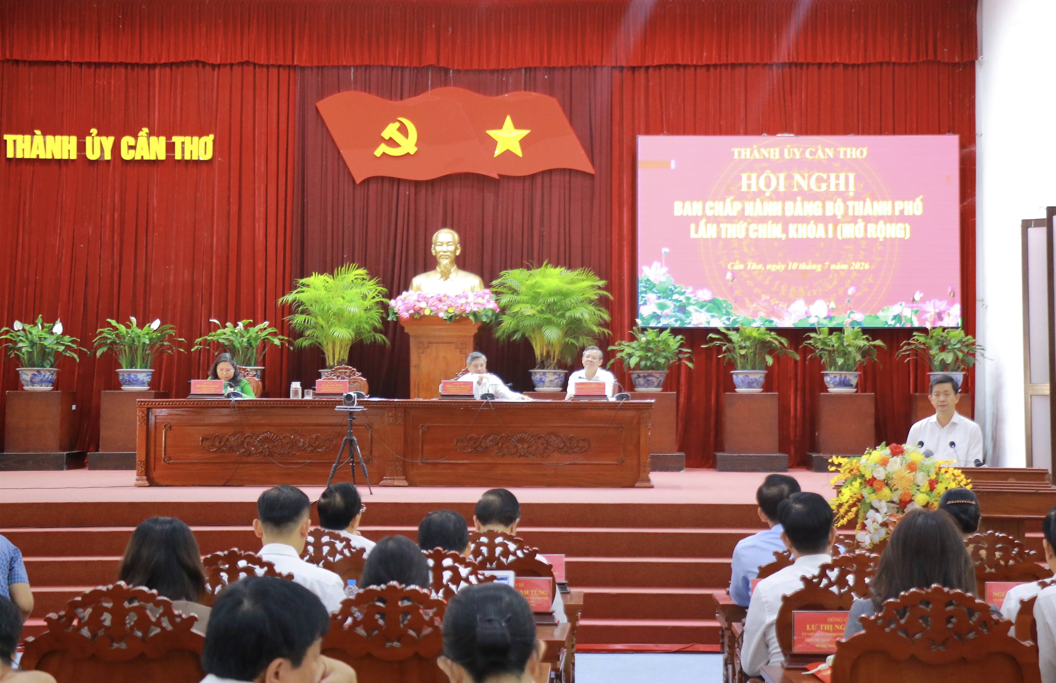 Cần Thơ quyết tâm thực hiện thắng lợi các mục tiêu, nhiệm vụ năm 2026
